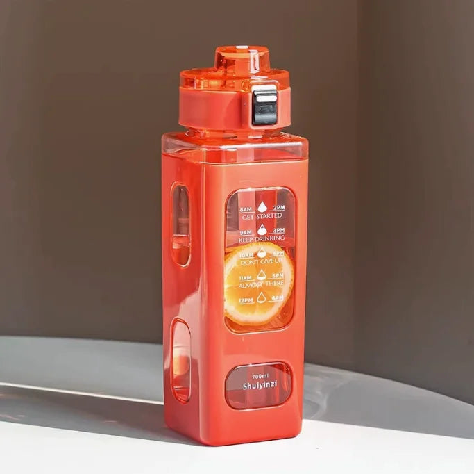 700ml White Sports Water Bottle – Portable & Durable for Outdoor & Cycling