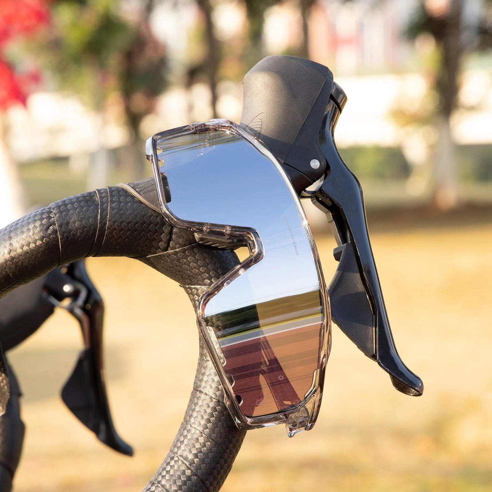 Kapvoe UV400 Cycling Sunglasses – Lightweight & Protective
