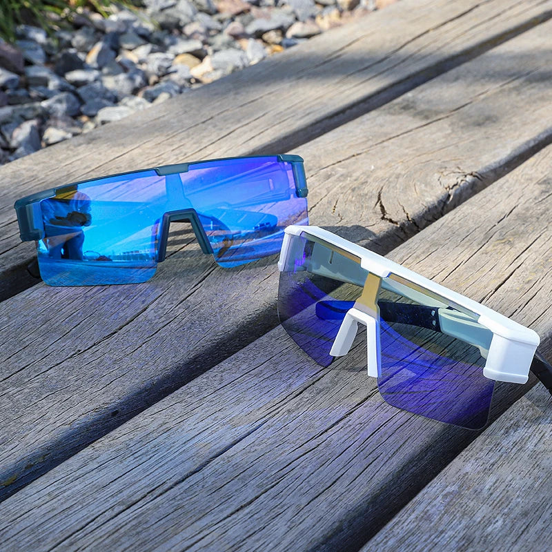 WEST BIKING Photochromic Cycling Glasses – UV400 Protection, Polarized Sport Sunglasses for MTB & Road Cycling